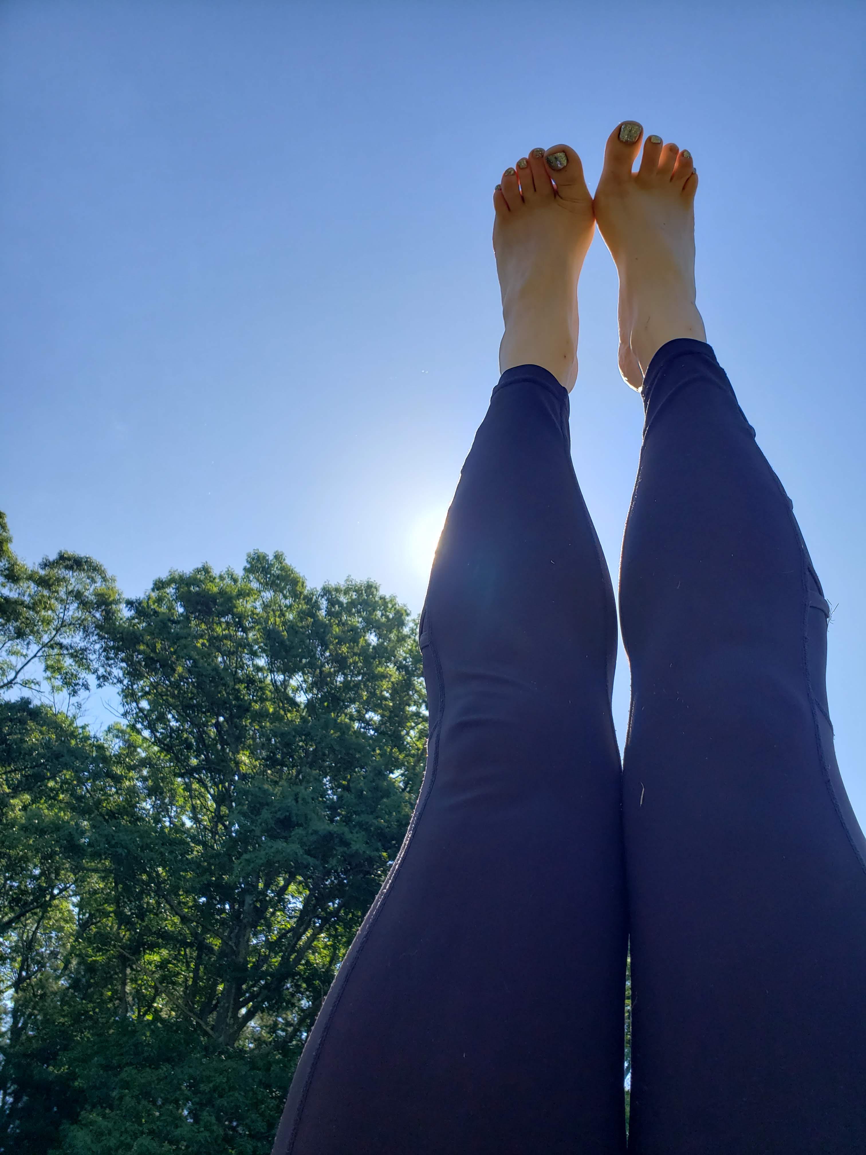 I Used to Buzz with Tension All Day.  The 5 Stress Tools That Worked for Me (and My Waistline)